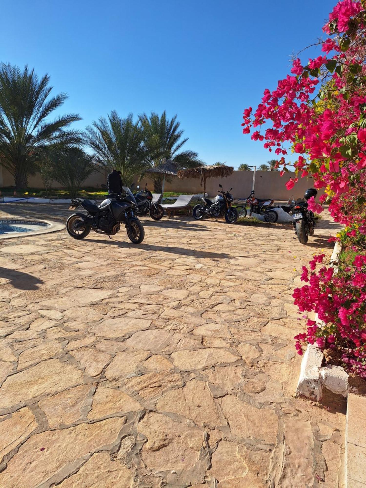 Residence Nour Дуз Екстериор снимка
